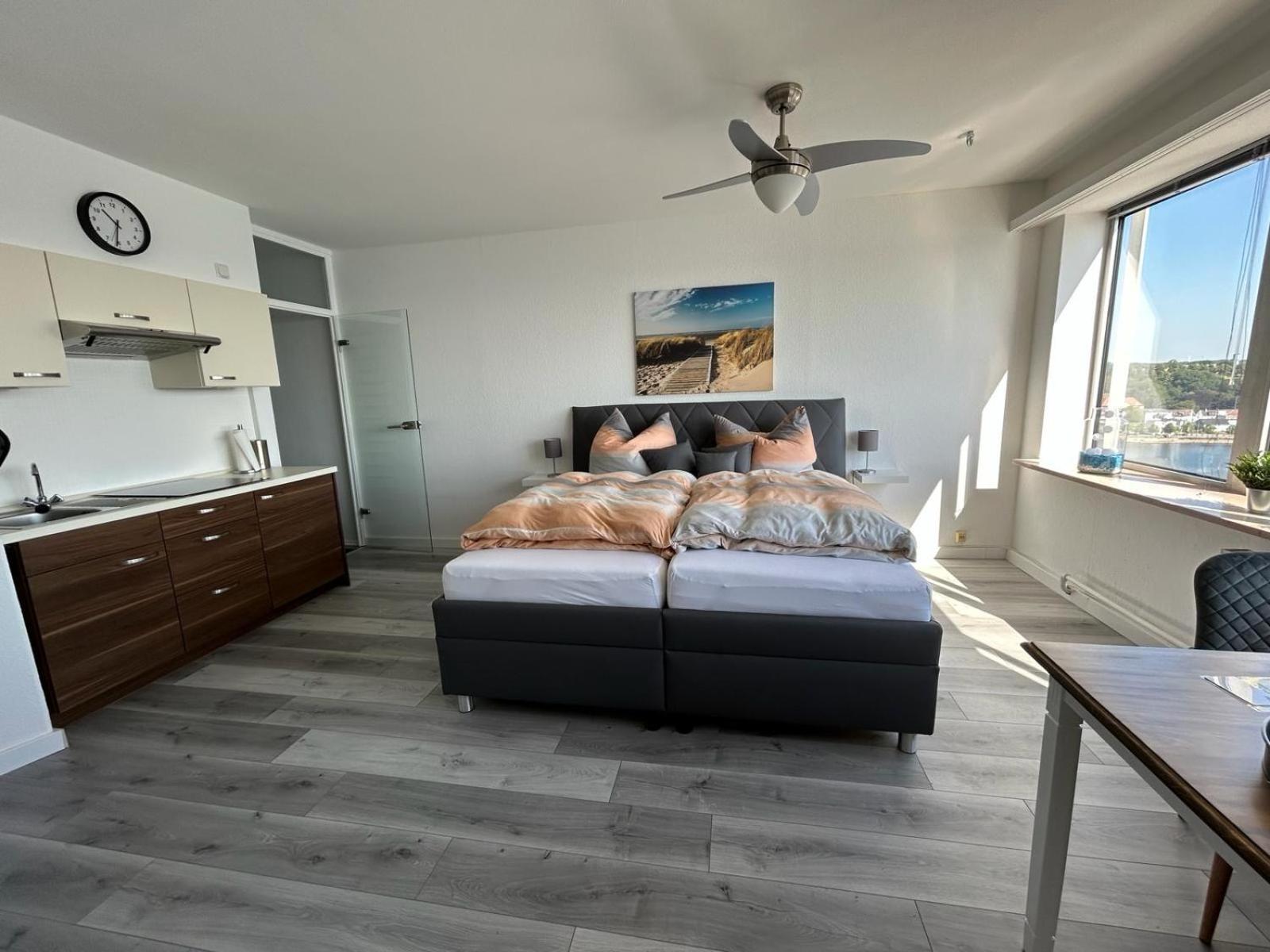 „Bellevue“ Apartment Schleswig Bagian luar foto